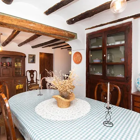 Casa Leles منزل ريفي *